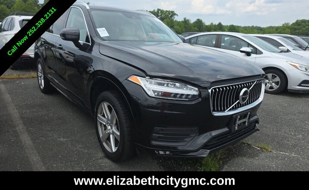 Used 2022 Volvo XC90 Momentum SUV