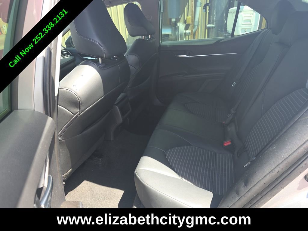 2024 Toyota Camry SE photo 2