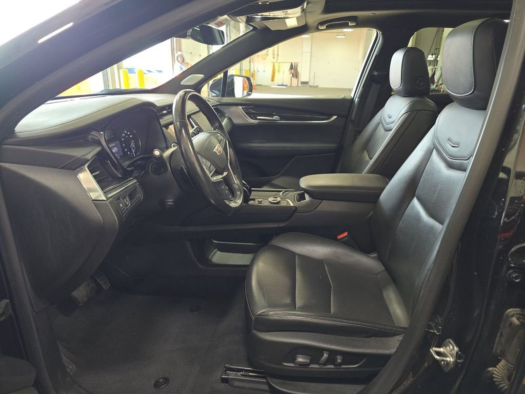 Used 2023 CADILLAC XT5 Premium Luxury SUV