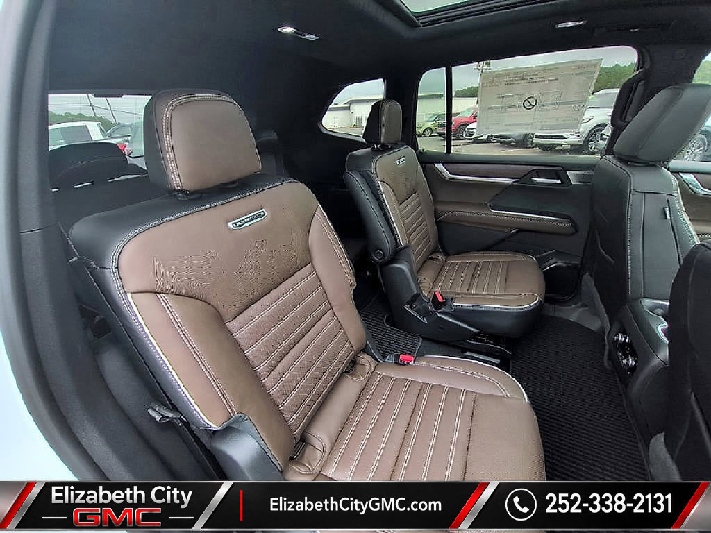 2027 GMC Acadia Denali Ultimate - Photo 19