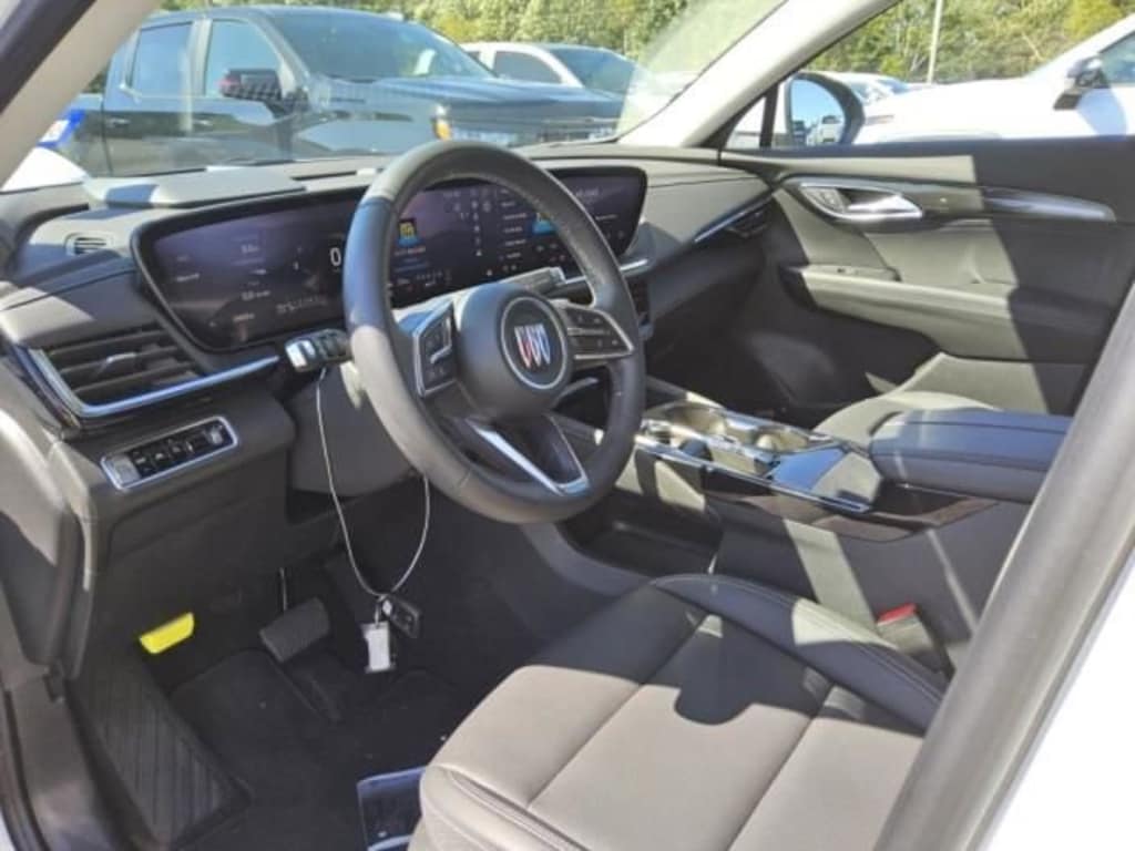 Used 2025 Buick Envision Preferred SUV