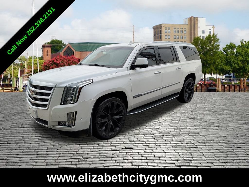 2017 Cadillac Escalade ESV AWD Luxury's photo