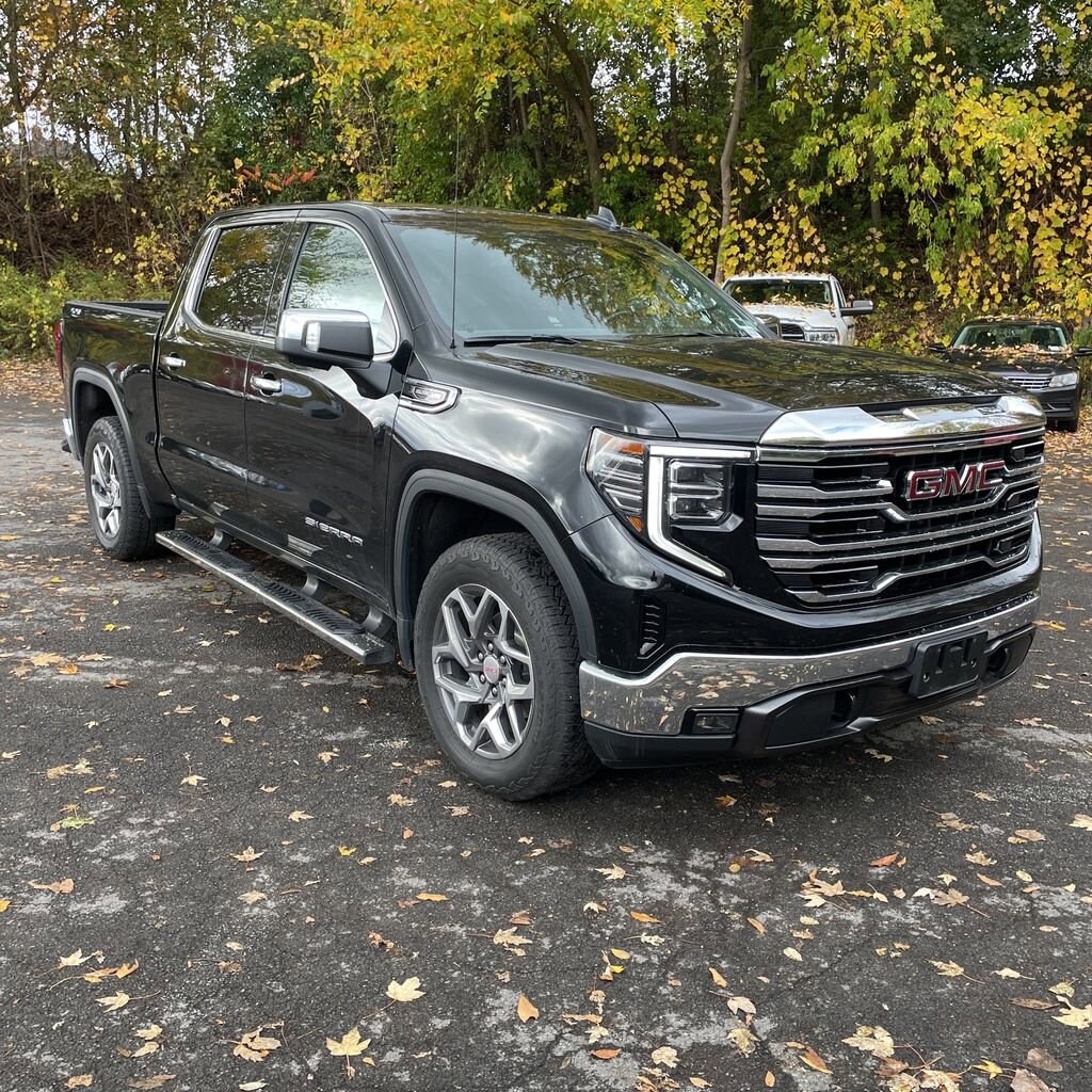 2022 Gmc Sierra 1500 SLT photo 2