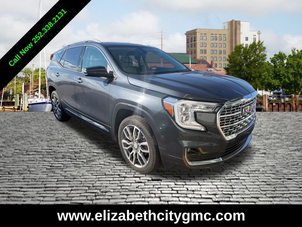 2022 GMC Terrain Denali AWD's photo