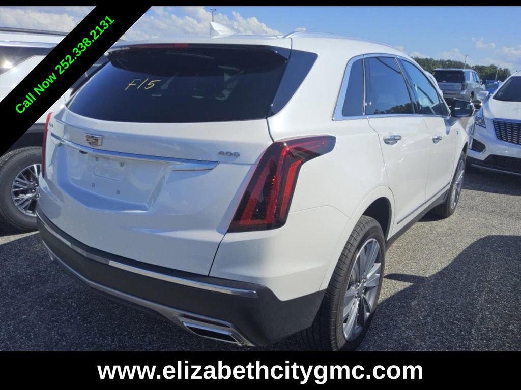 2025 Cadillac XT5 Premium Luxury photo 2