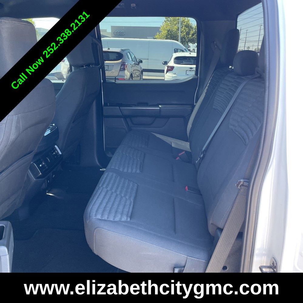 View vehicle photo 4