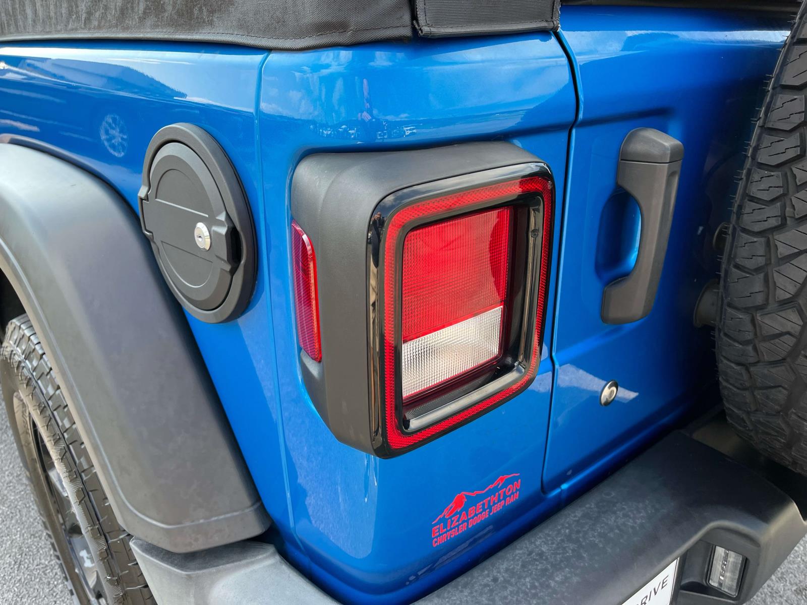2022 Jeep Wrangler Unlimited Willys Sport - Photo 10
