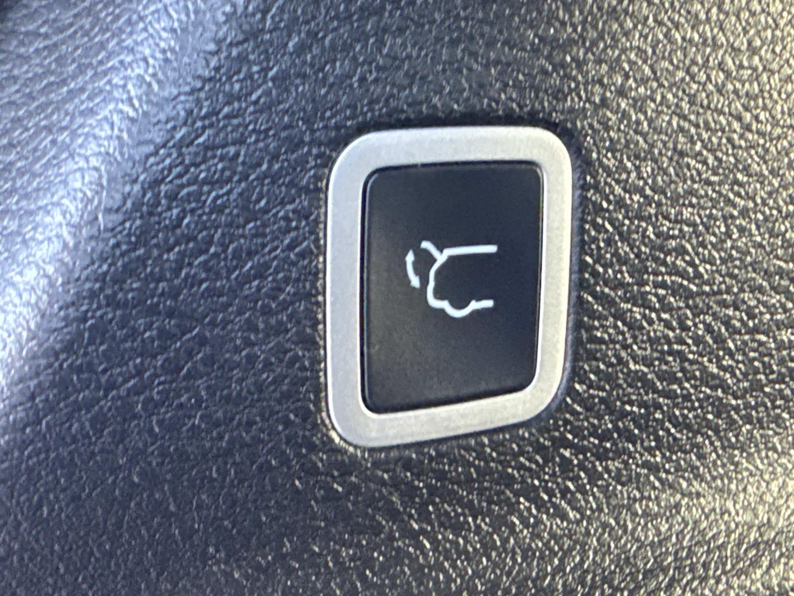 2026 Chrysler Pacifica Limited - Photo 13