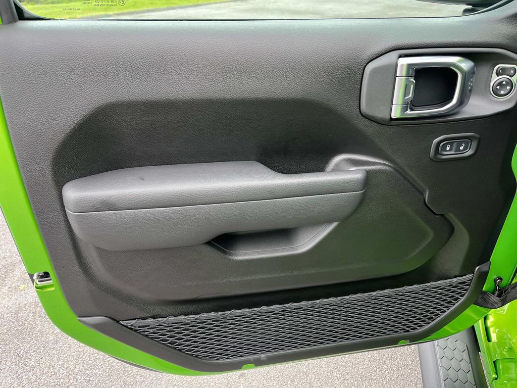 2025 Jeep Wrangler 4-Door Sport S - Photo 20