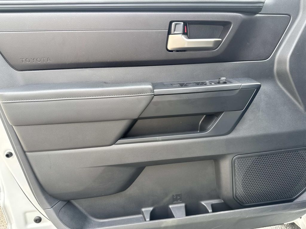 2024 Toyota Tundra SR5 - Photo 26