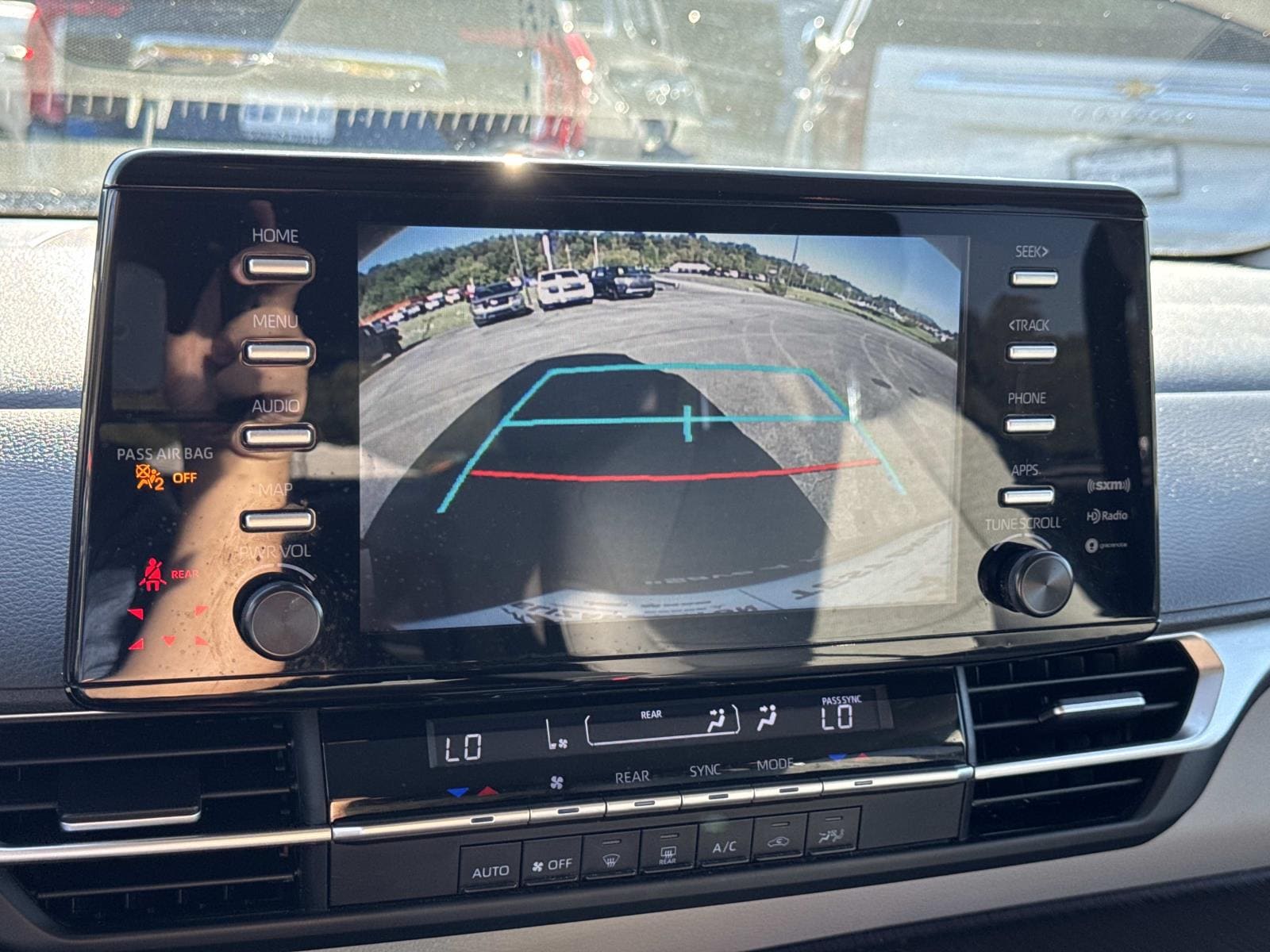2021 Toyota Sienna LE - Photo 33
