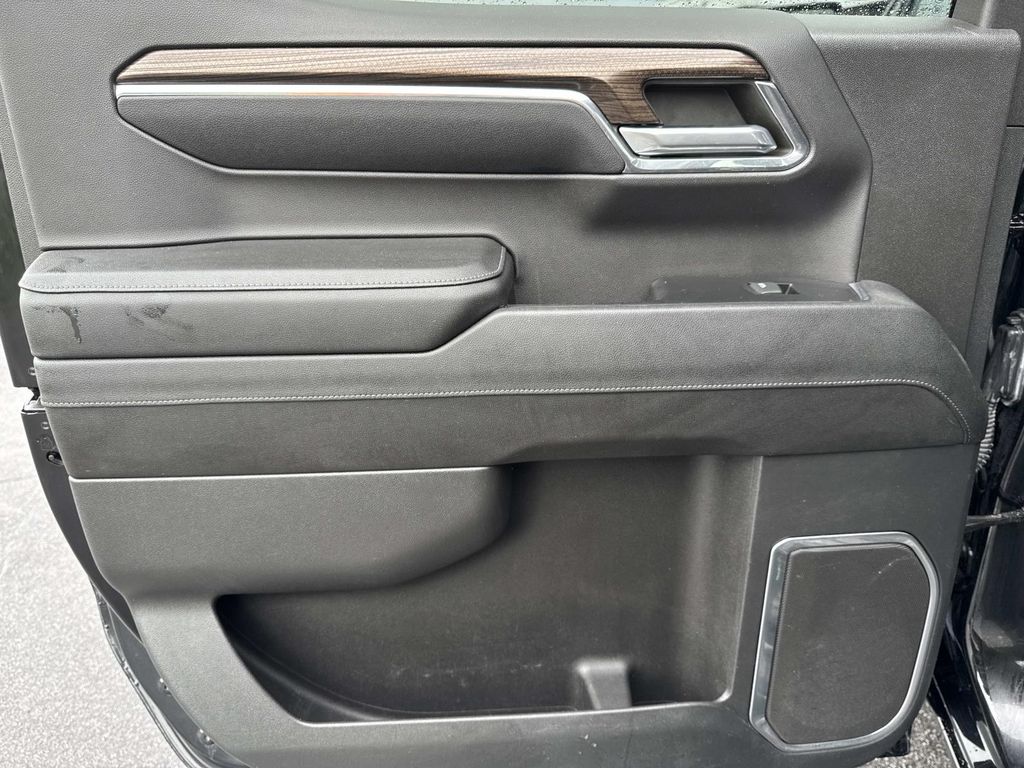 2023 Chevrolet Silverado 1500 RST - Photo 20