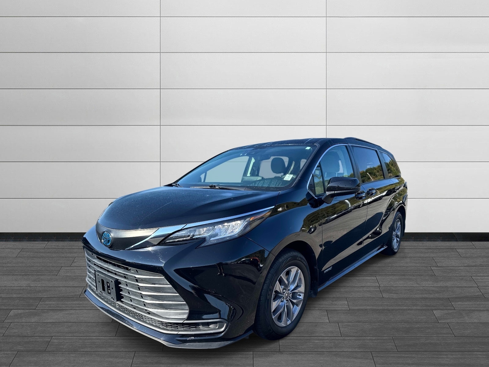 2021 Toyota Sienna LE - Photo 7