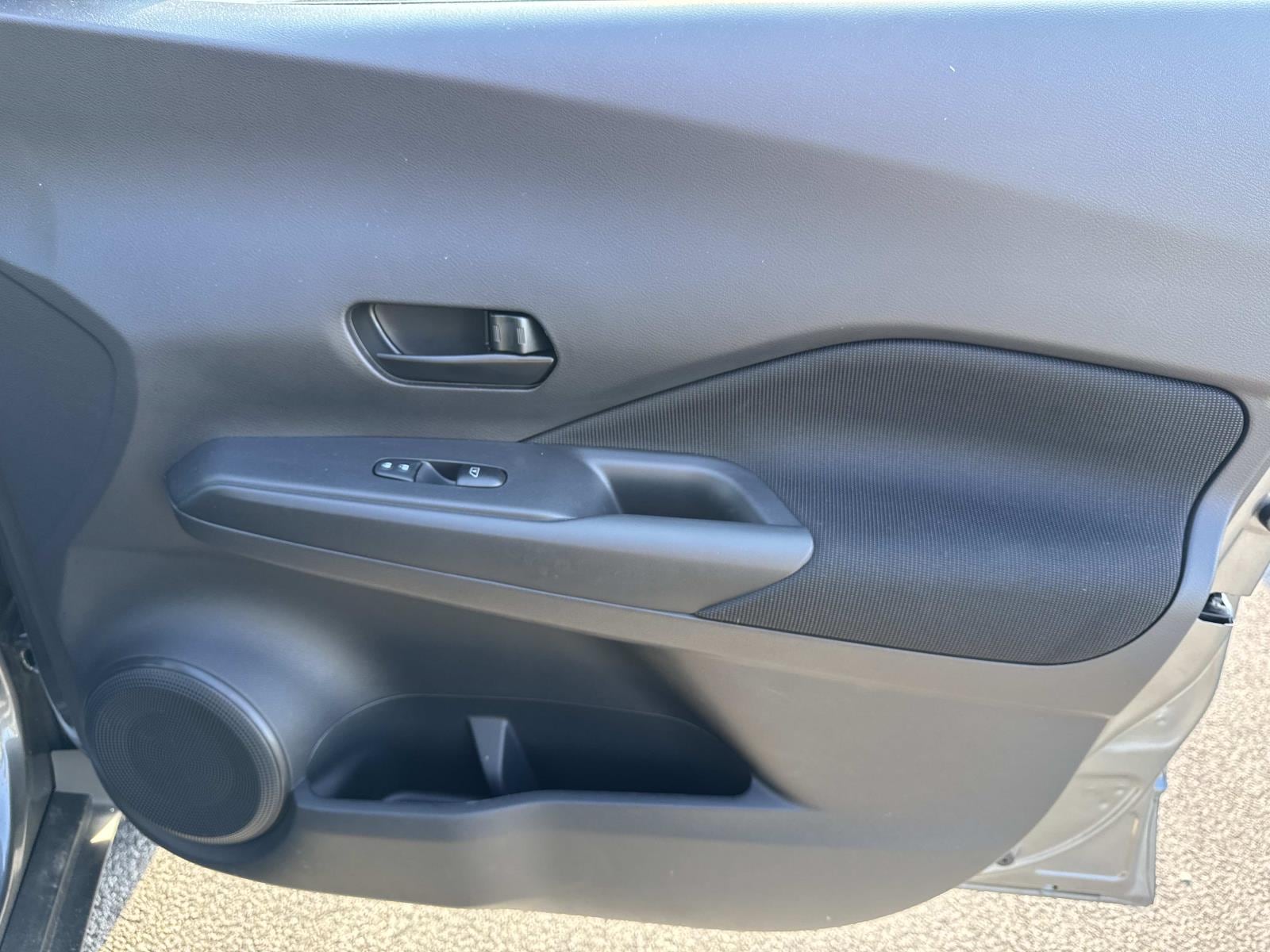 2025 Nissan KICKS PLAY Base - Photo 23