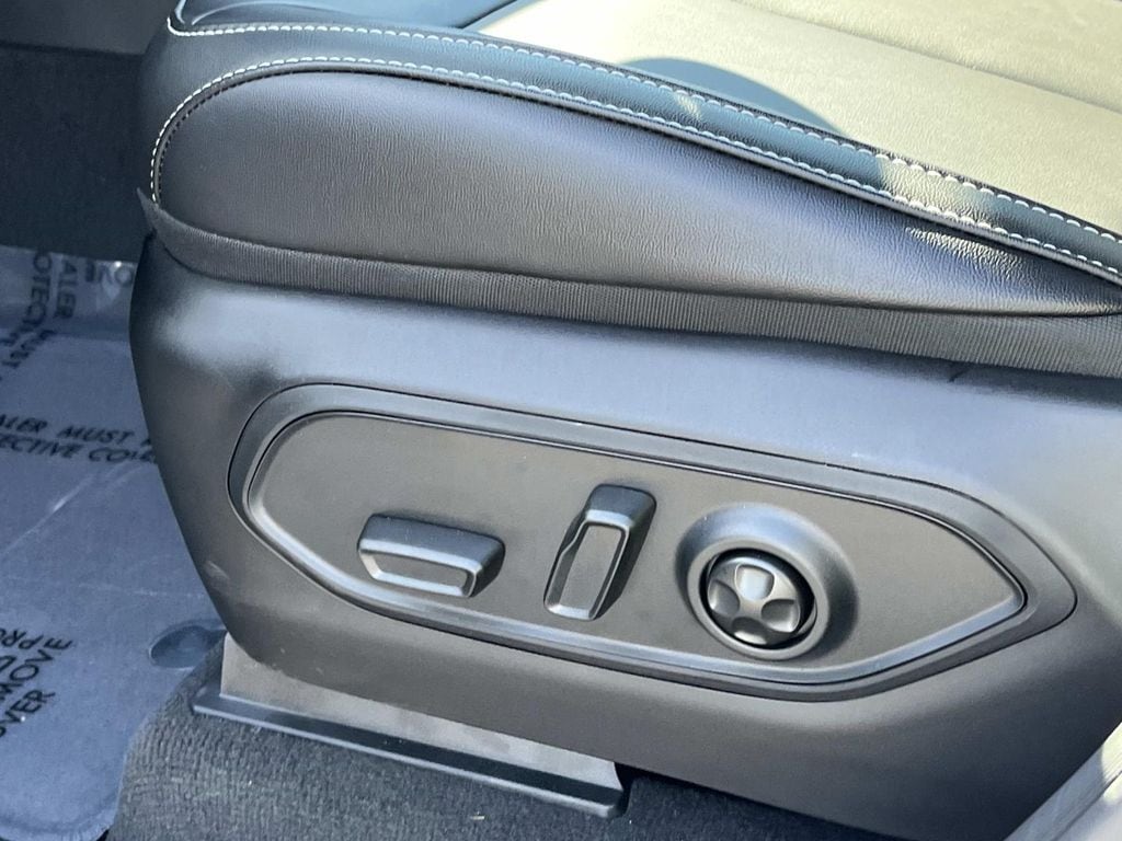 2025 Jeep Grand Cherokee Limited - Photo 23