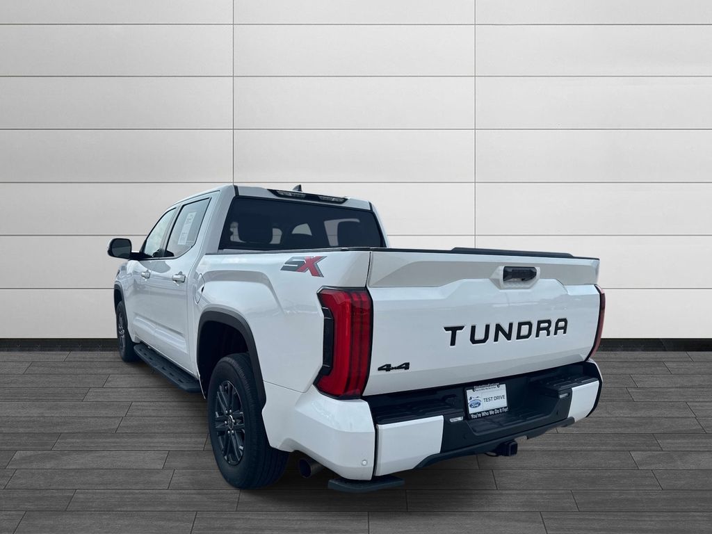 2024 Toyota Tundra SR5 - Photo 5