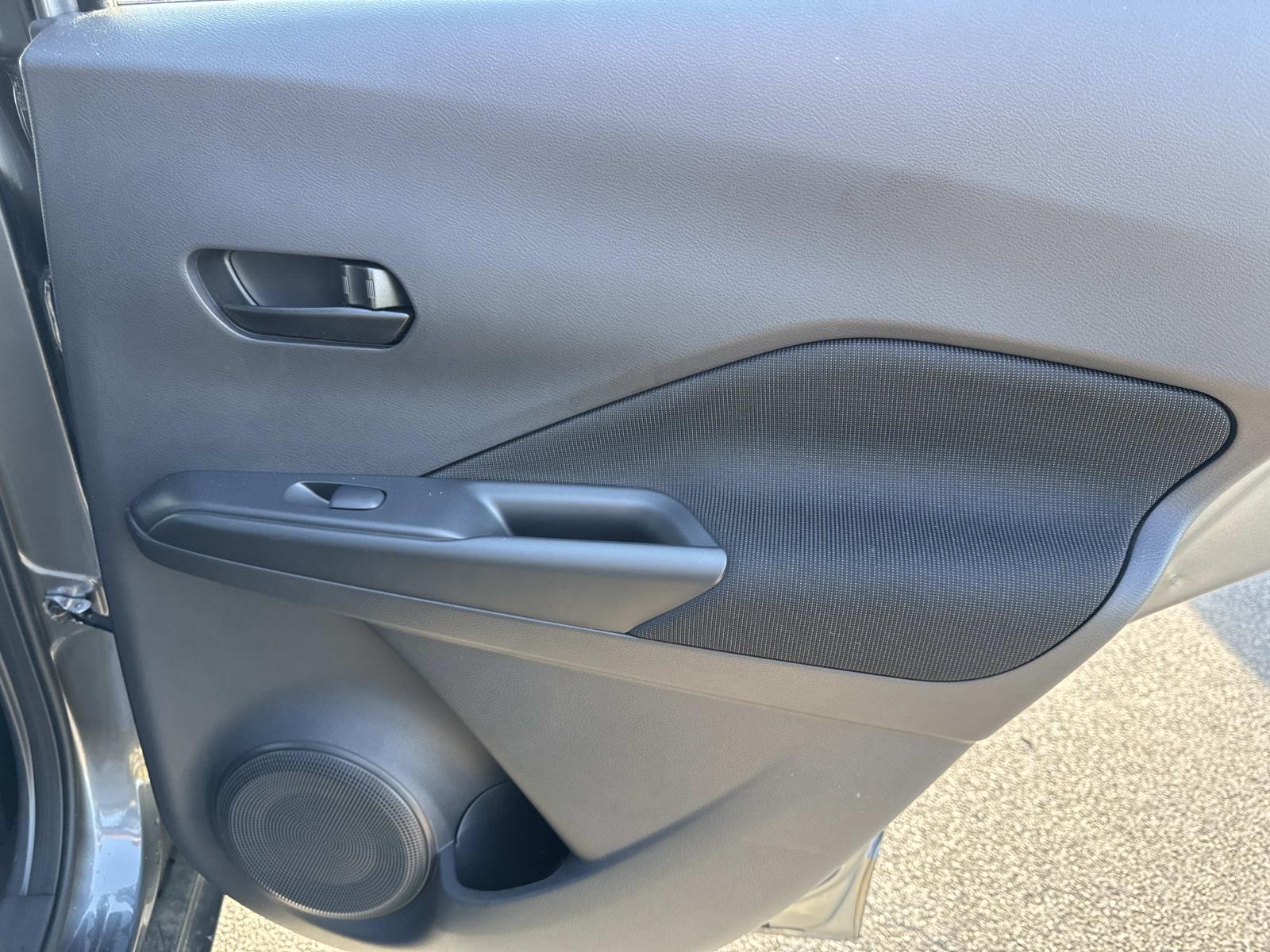 2025 Nissan KICKS PLAY Base - Photo 21