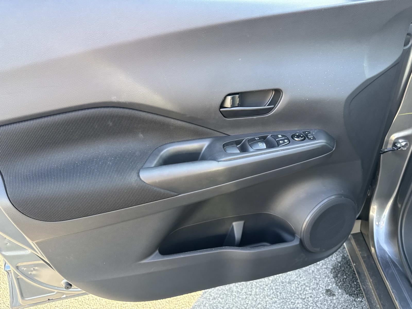 2025 Nissan KICKS PLAY Base - Photo 26
