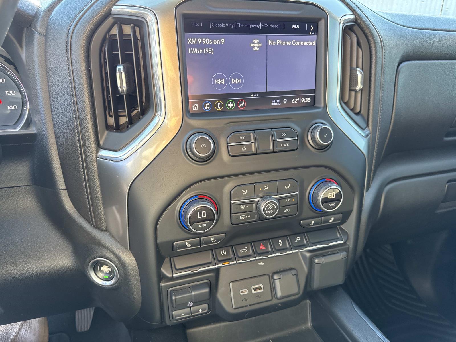 2019 Chevrolet Silverado 1500 RST - Photo 38