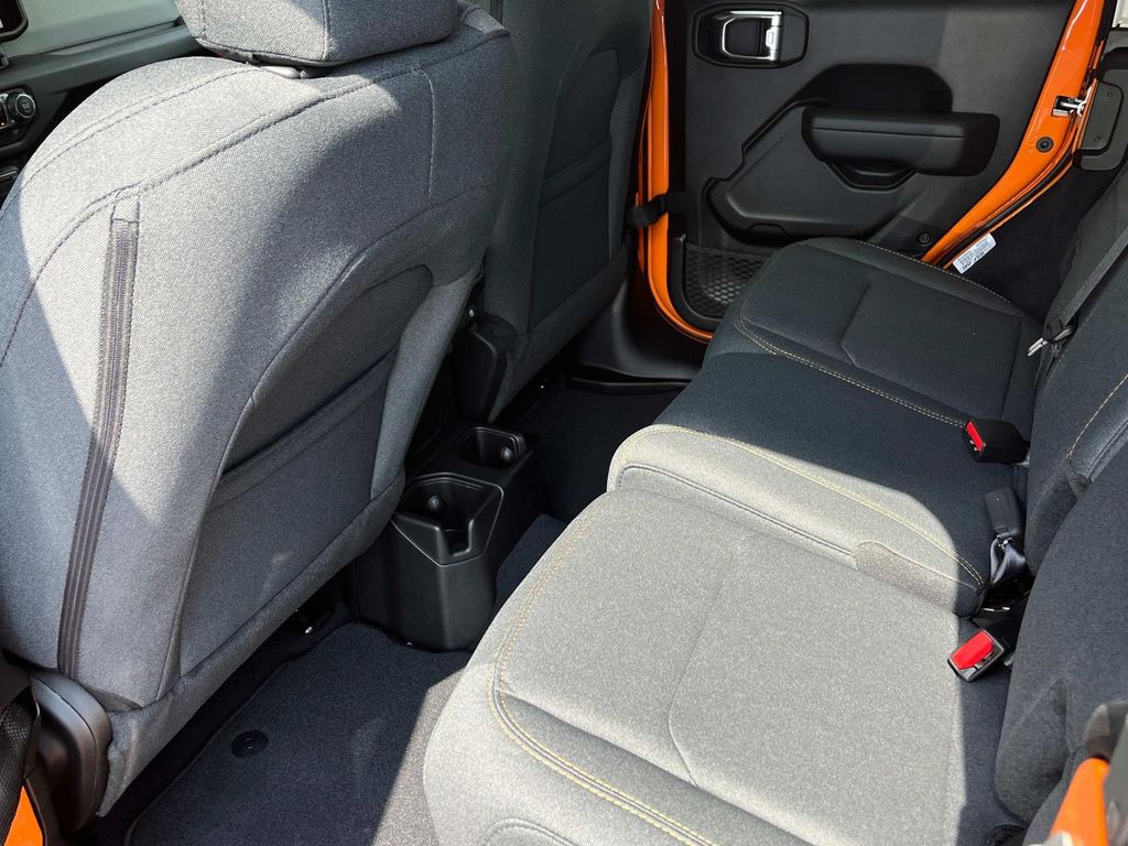 2025 Jeep Wrangler 4-Door Sport S - Photo 18