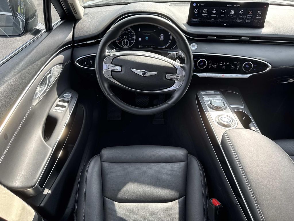 2025 GENESIS GV70 Standard - Photo 14