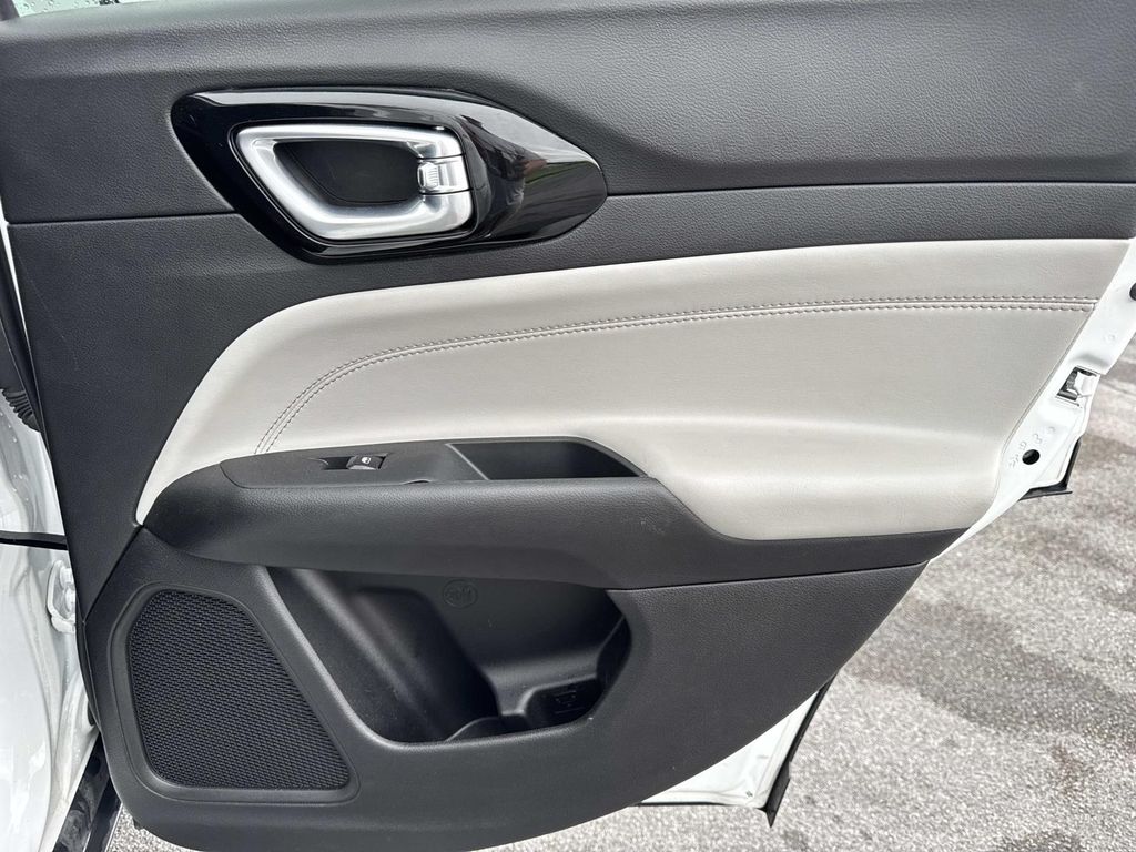 2025 Jeep Compass Limited - Photo 21