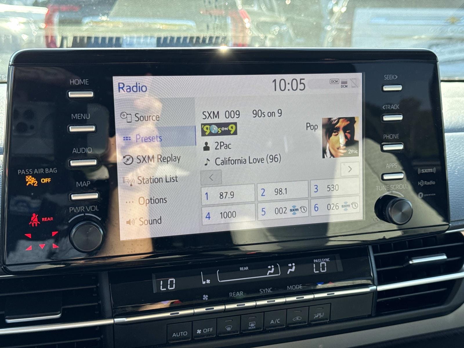 2021 Toyota Sienna LE - Photo 32