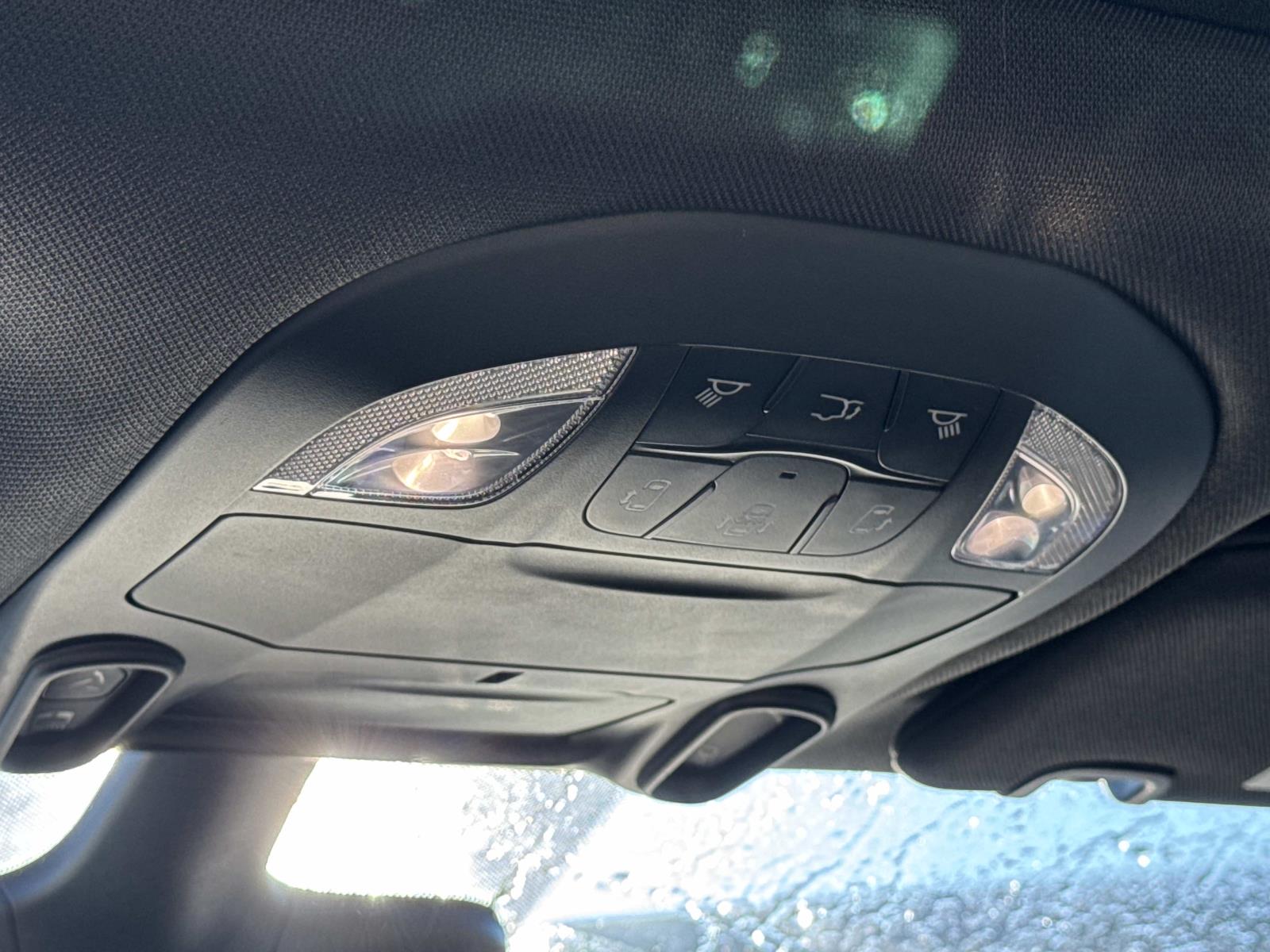 2026 Chrysler Pacifica Limited - Photo 17