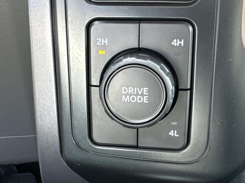 2023 Ford F-150 XL - Photo 38