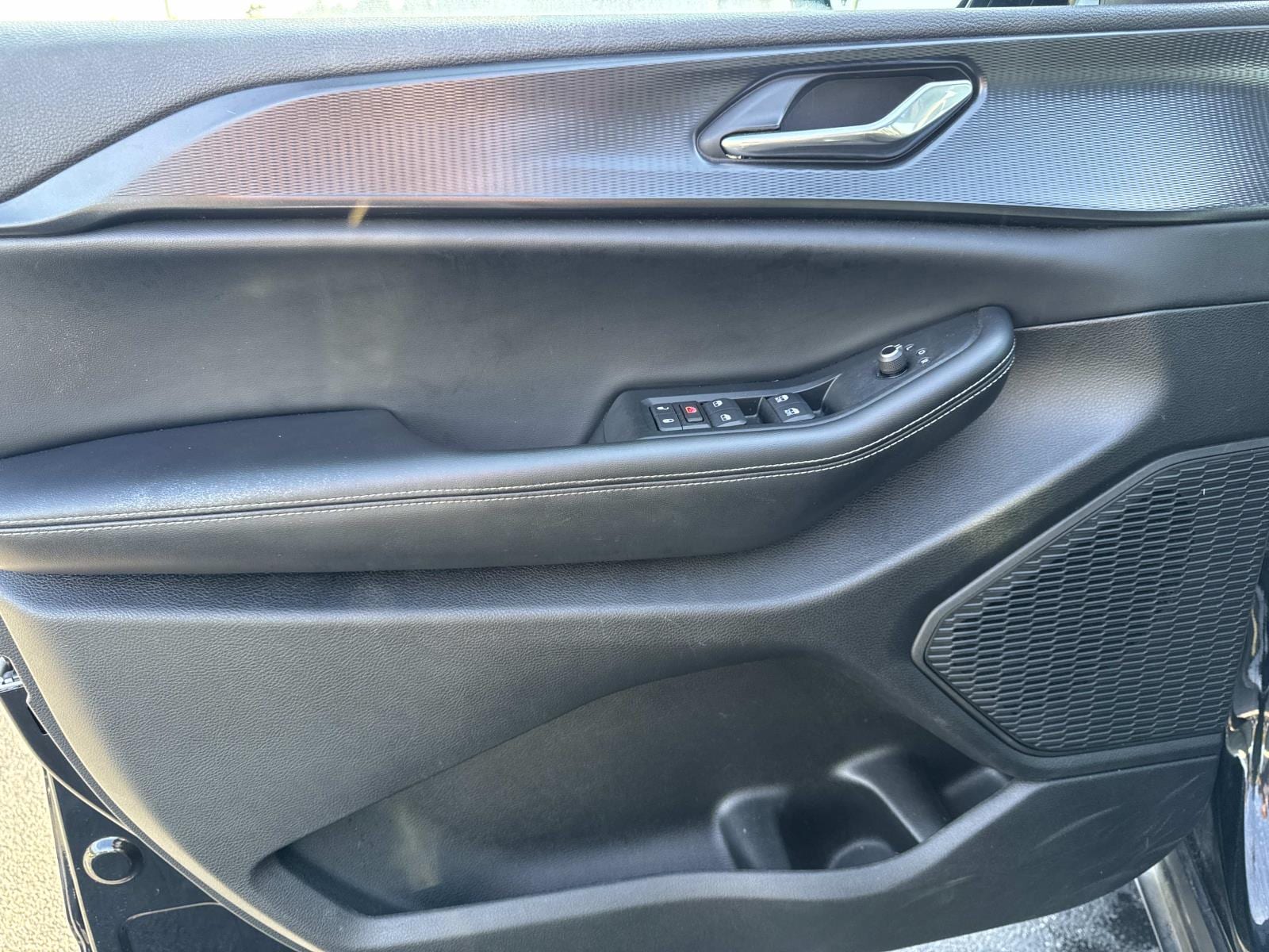 2024 Jeep Grand Cherokee L Altitude - Photo 29