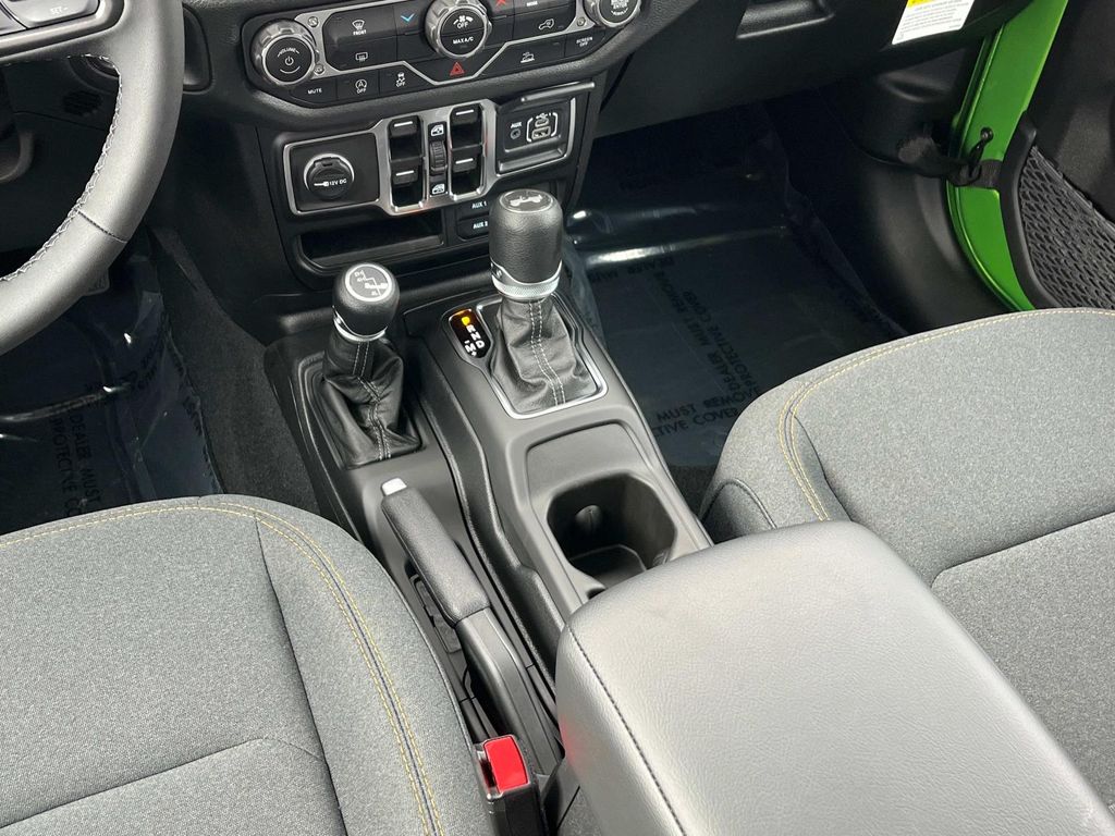 2025 Jeep Wrangler 4-Door Sport S - Photo 14