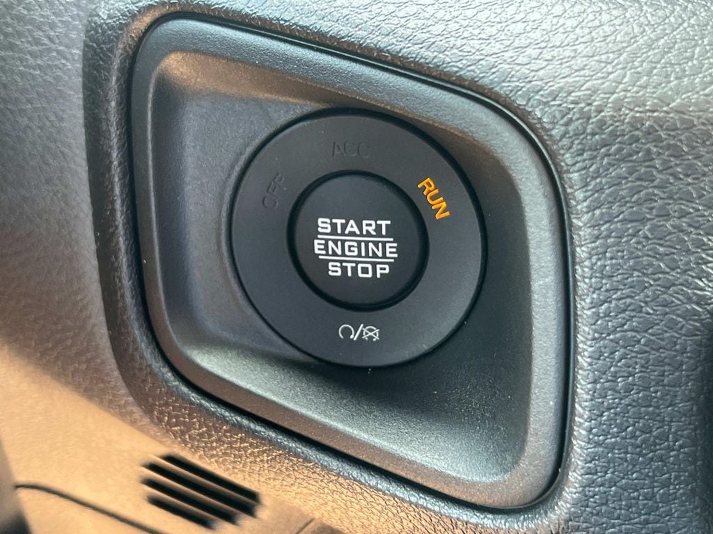 2025 Jeep Wrangler 4-Door Sport S - Photo 27