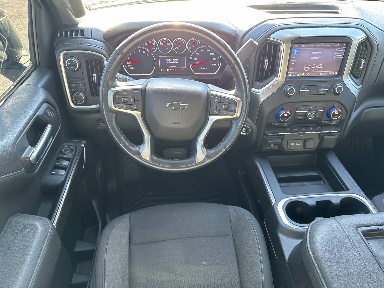 2019 Chevrolet Silverado 1500 RST - Photo 14