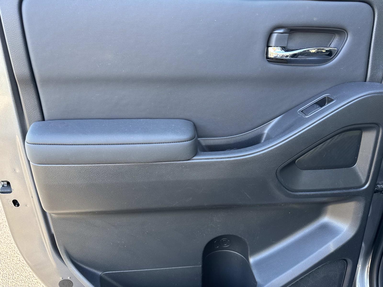 2024 Nissan Frontier SV - Photo 19