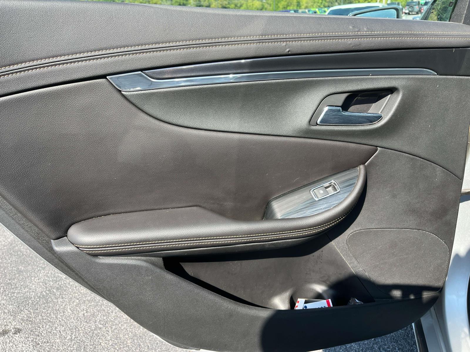 2019 Chevrolet Impala Premier - Photo 18