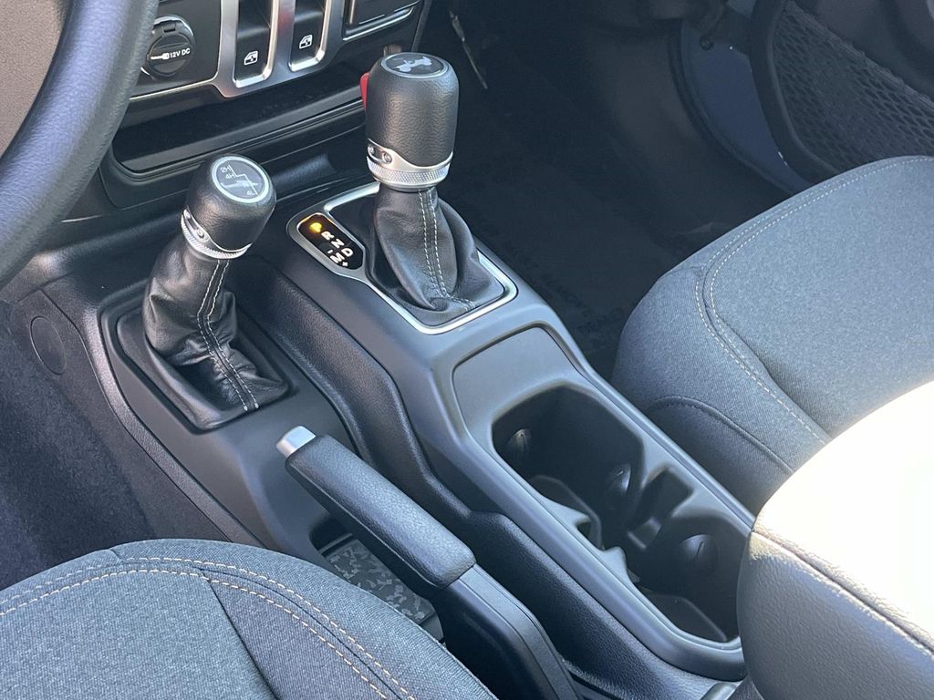 2026 Jeep Wrangler 2-Door Sport - Photo 14