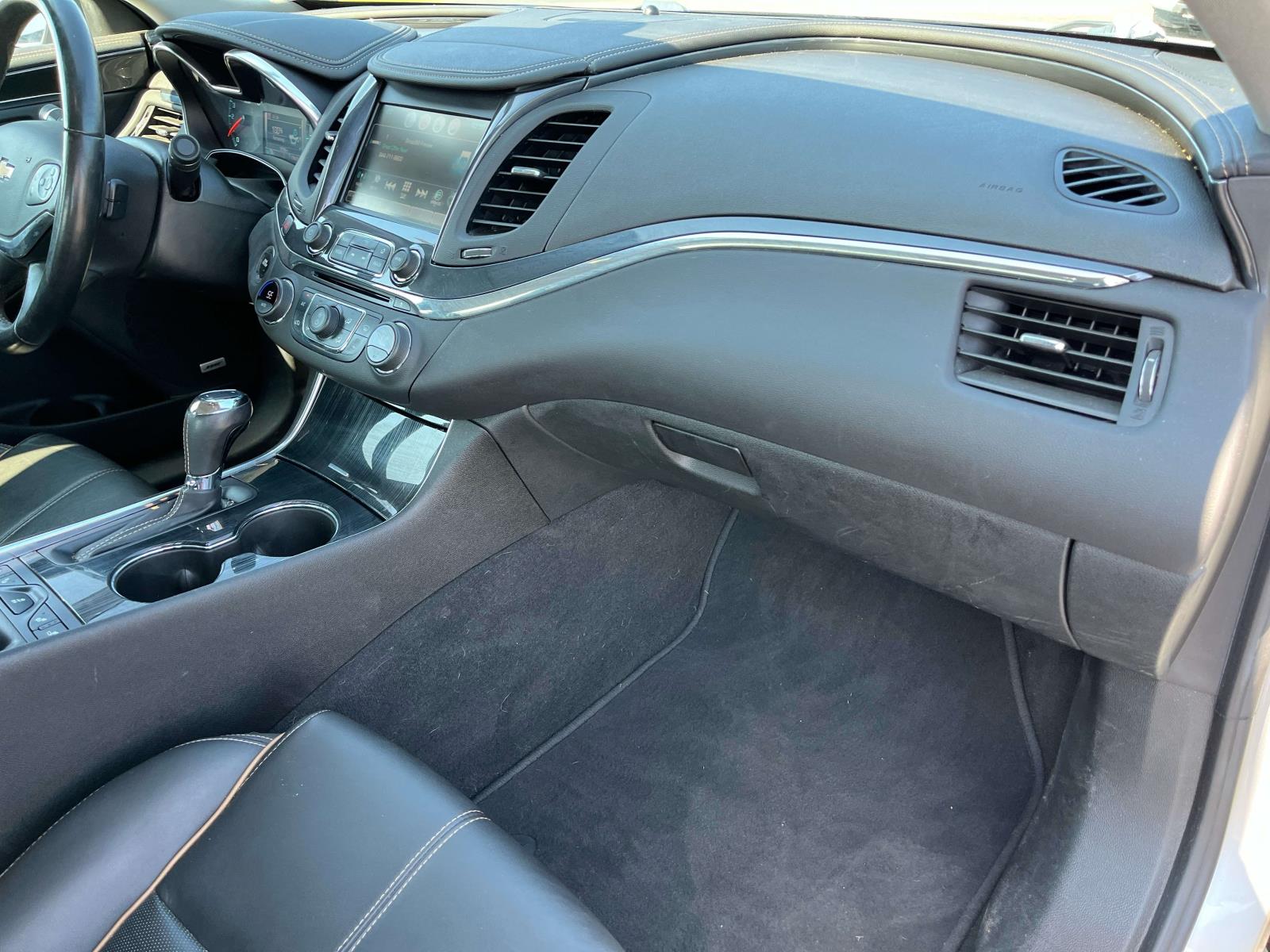 2019 Chevrolet Impala Premier - Photo 23