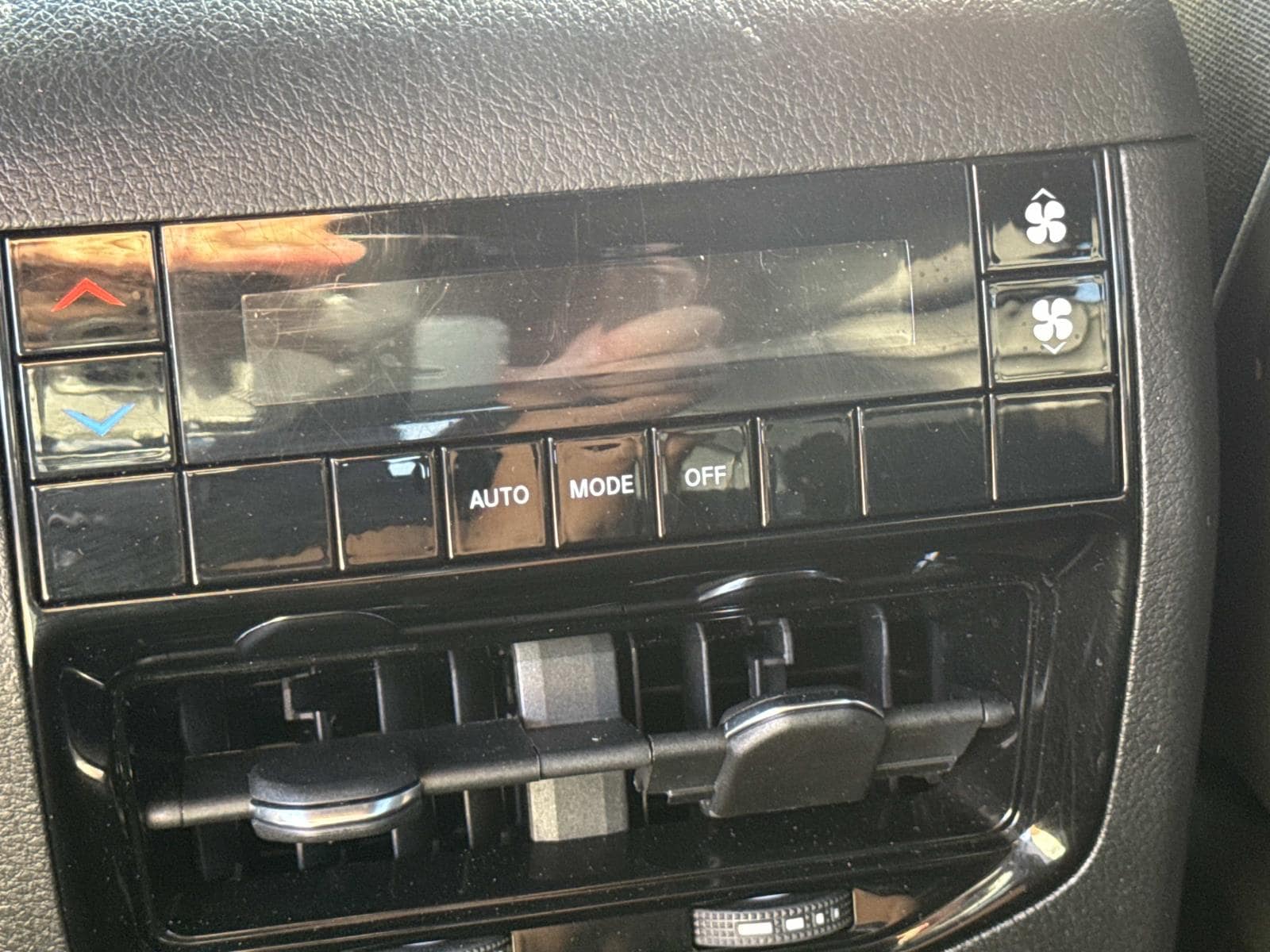 2024 Jeep Grand Cherokee L Altitude - Photo 19