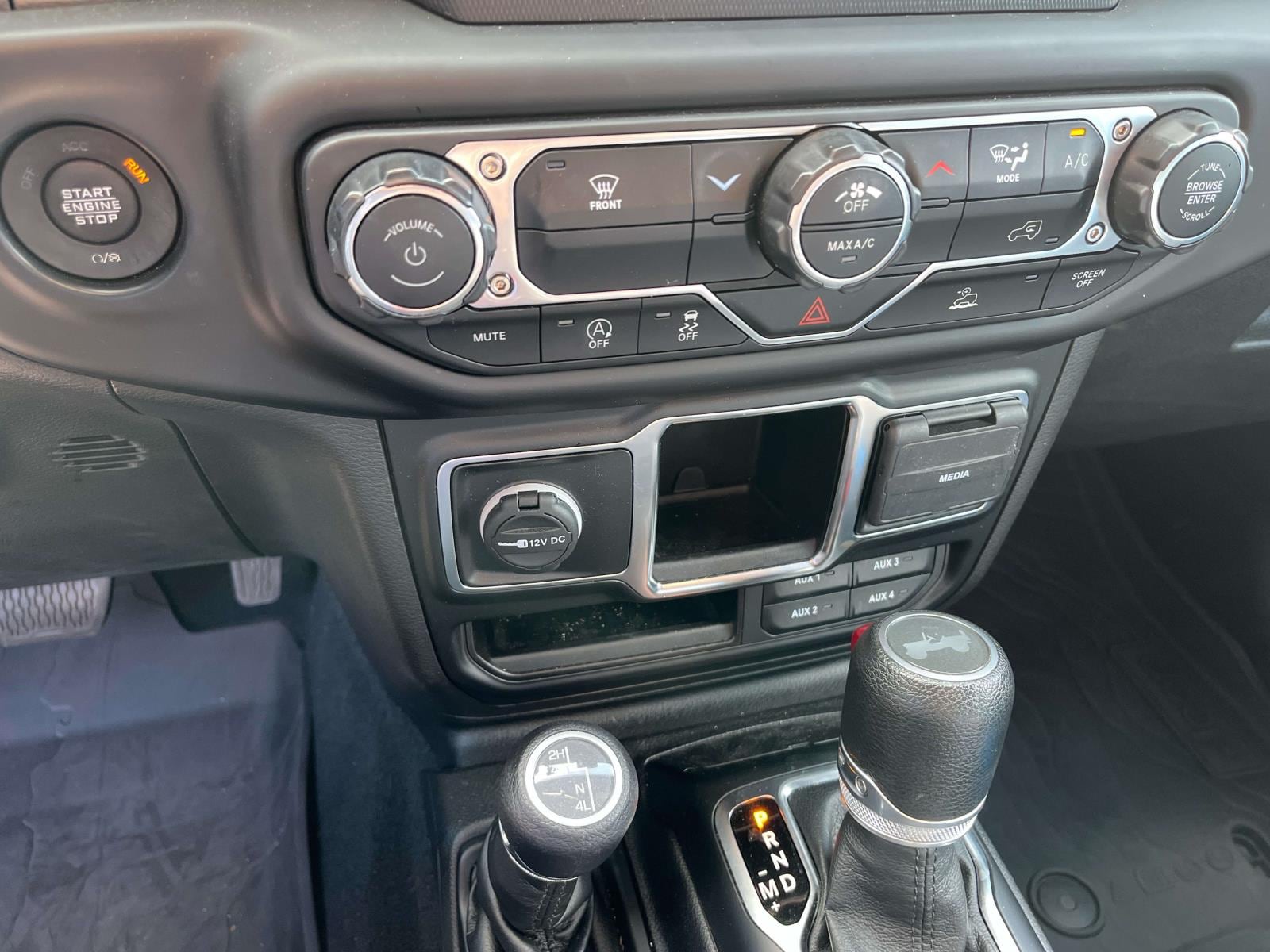 2022 Jeep Wrangler Unlimited Willys Sport - Photo 32