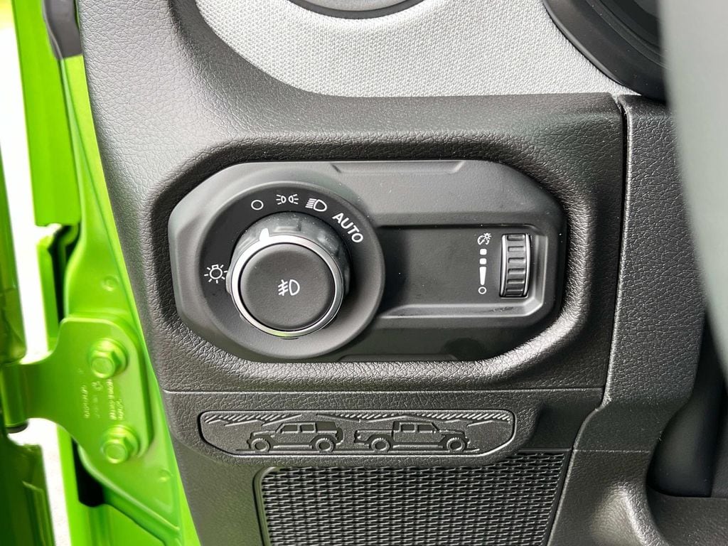 2025 Jeep Wrangler 4-Door Sport S - Photo 22