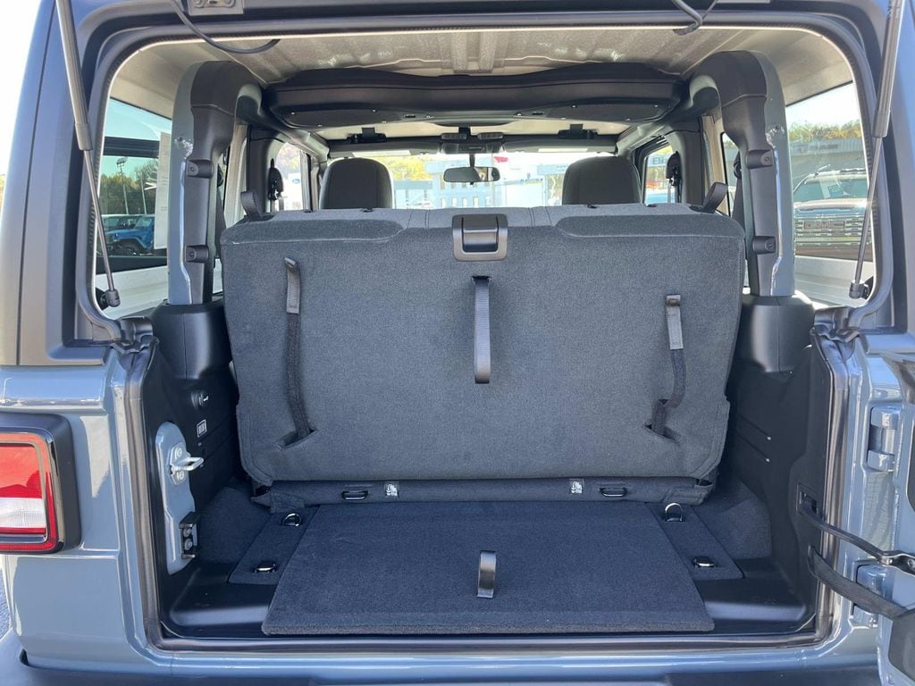 2026 Jeep Wrangler 2-Door Sport - Photo 17