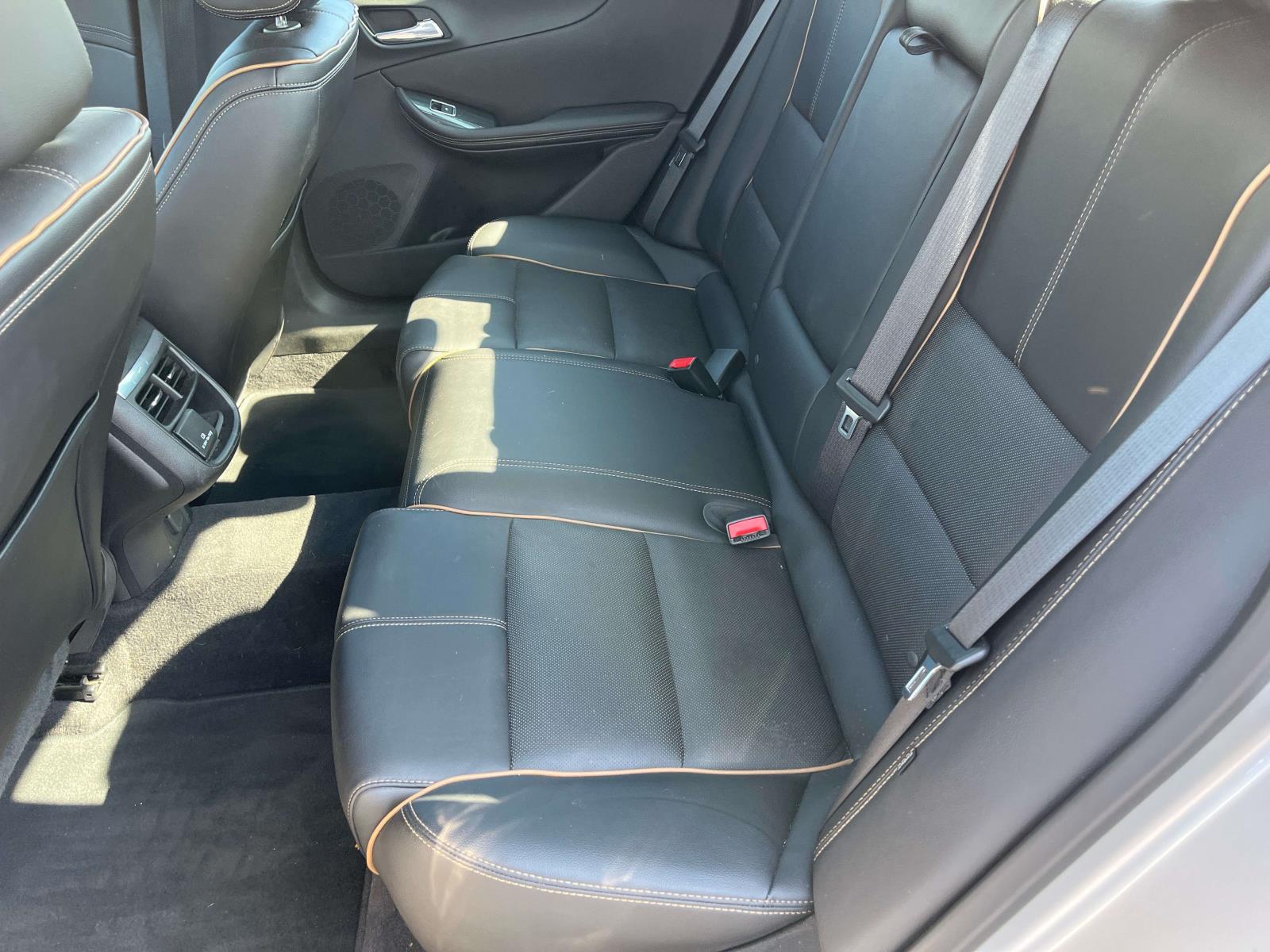 2019 Chevrolet Impala Premier - Photo 19