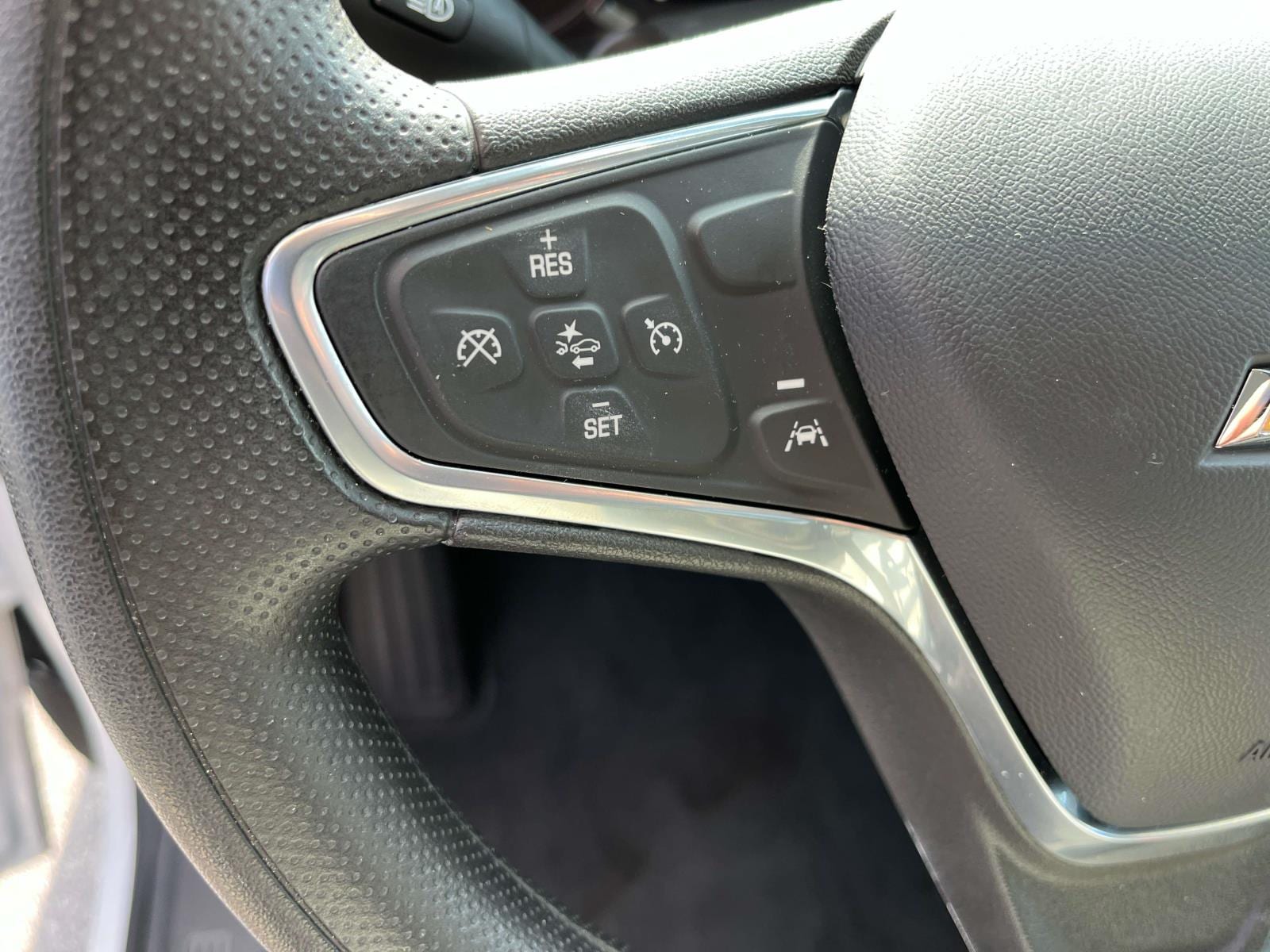 2023 Chevrolet Equinox LS - Photo 31