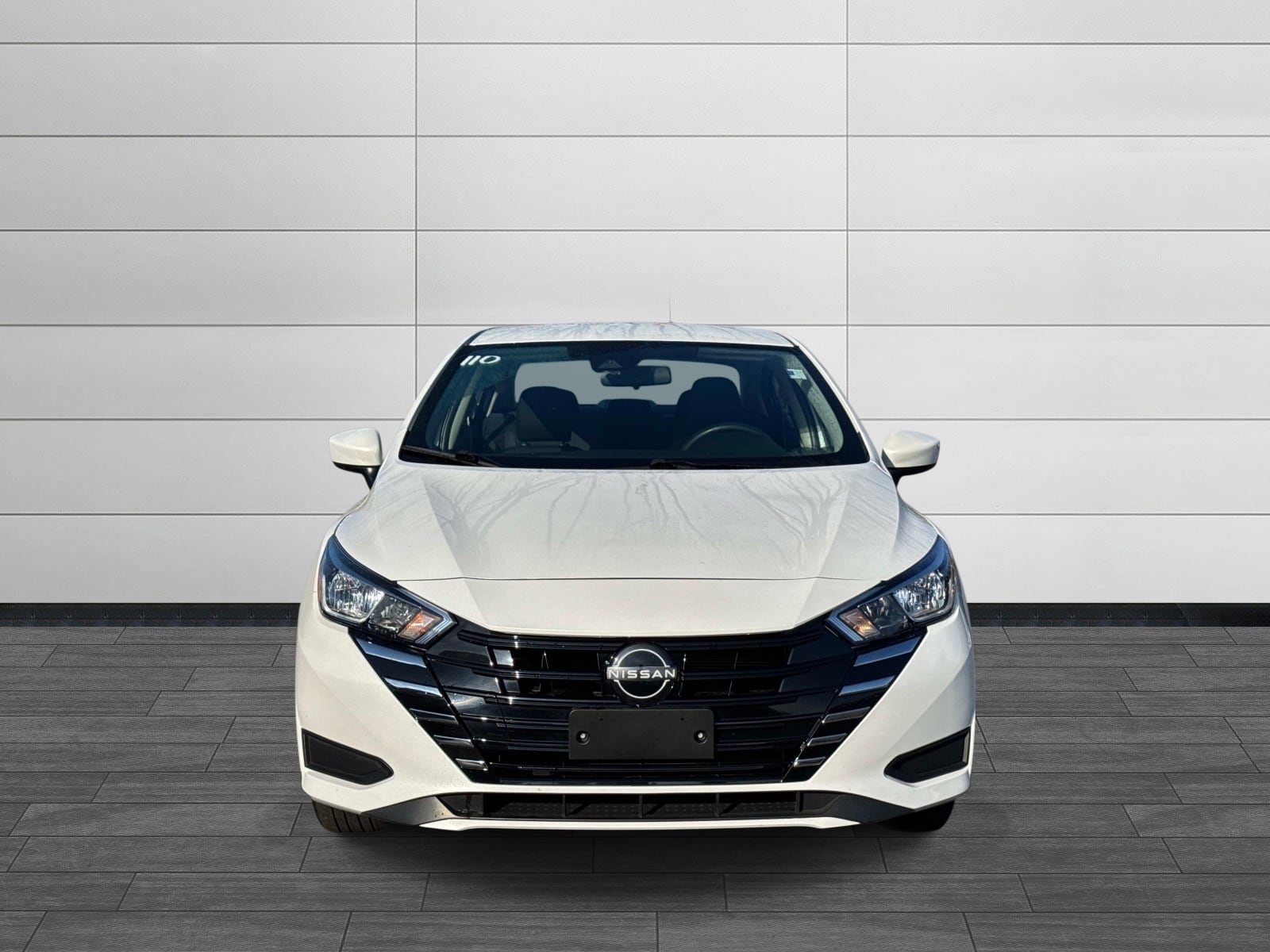 2024 Nissan Versa Sedan SV - Photo 8