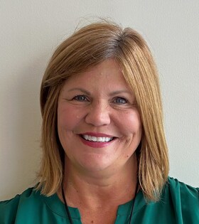 Staff member Leanne Combs from ID_62d3cd
