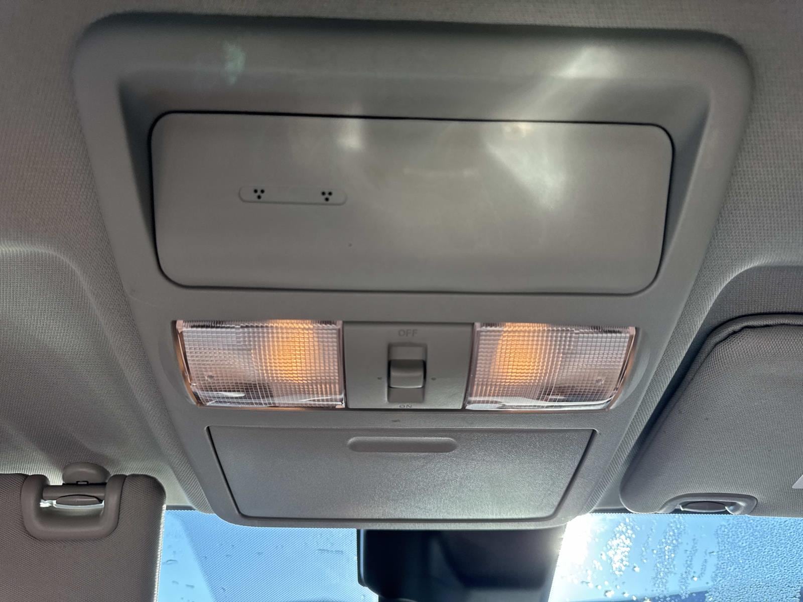 2024 Nissan Frontier SV - Photo 38
