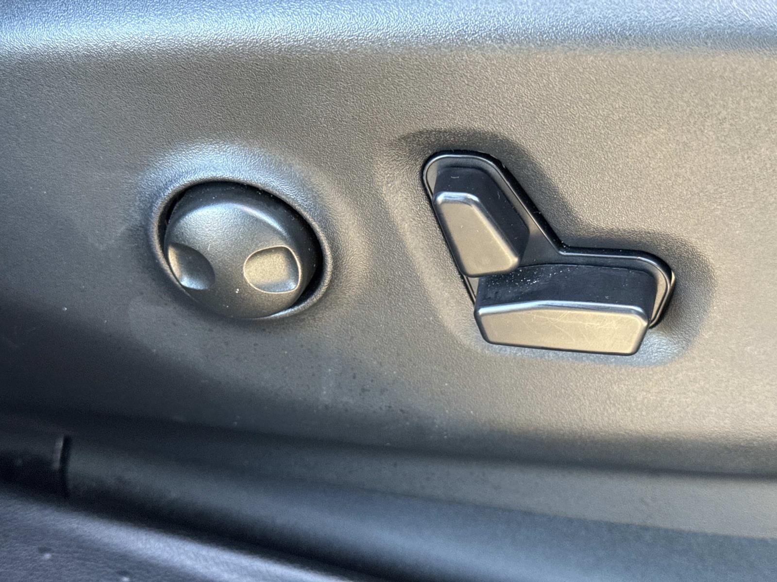 2026 Chrysler Pacifica Limited - Photo 28