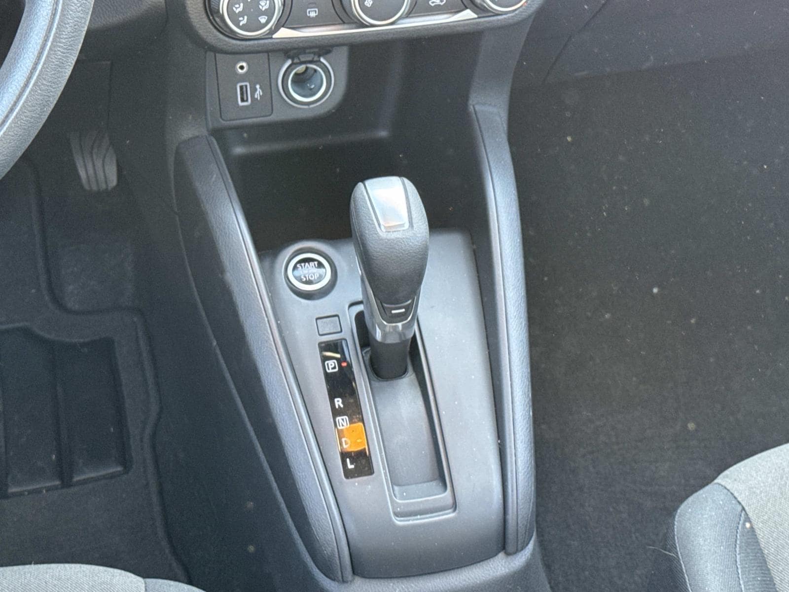 2025 Nissan KICKS PLAY Base - Photo 16