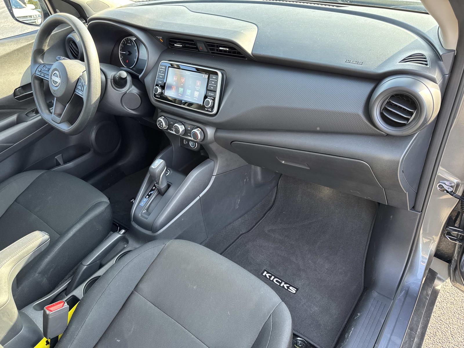 2025 Nissan KICKS PLAY Base - Photo 24