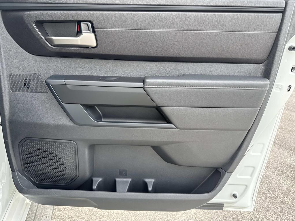 2024 Toyota Tundra SR5 - Photo 21